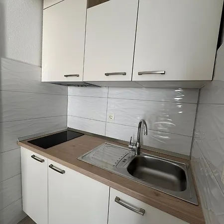 Orada Apartment