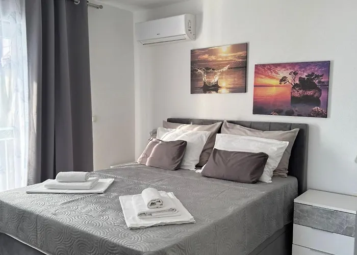 Orada Apartment